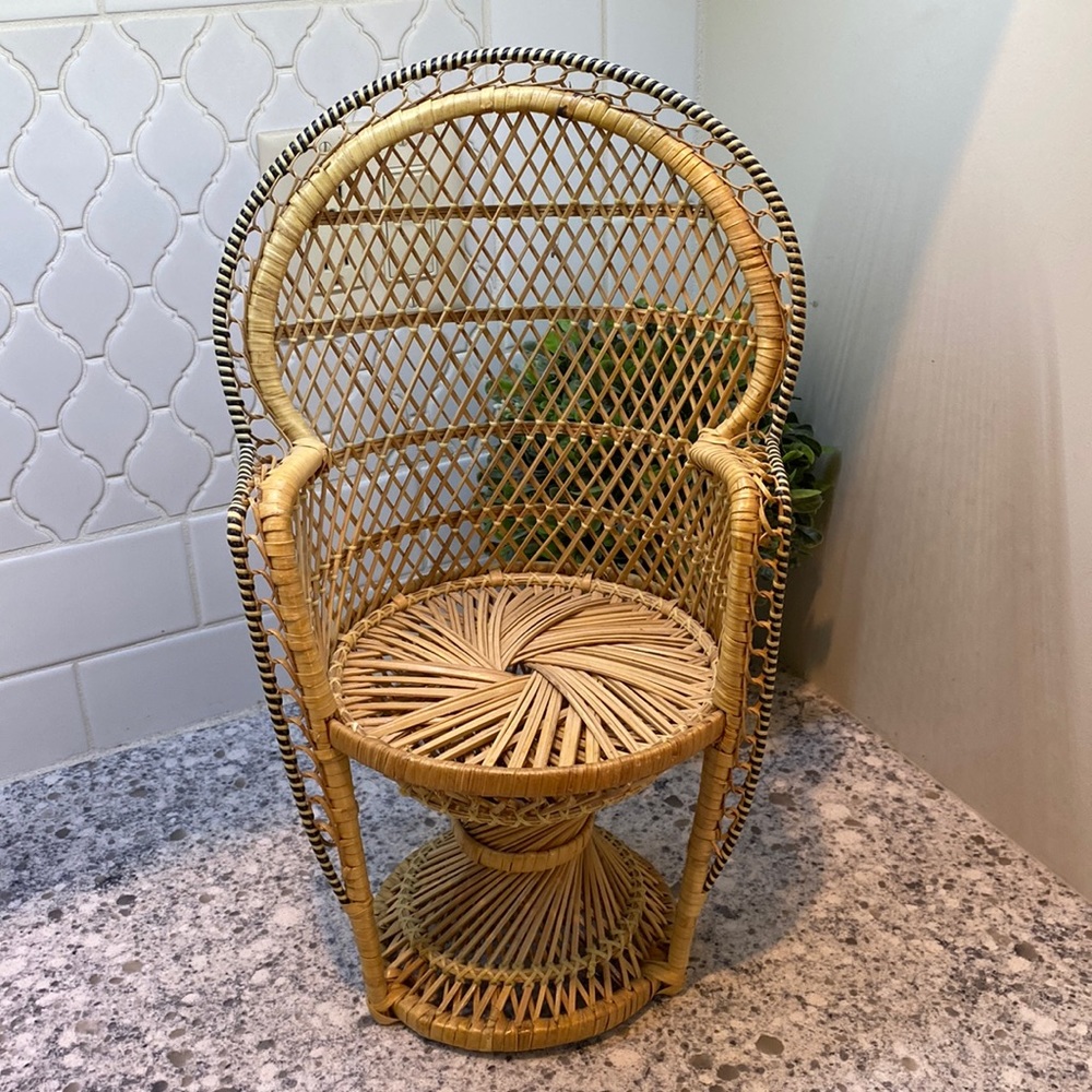 Vintage Wicker Rattan Peacock Chair Fan Back Woven Tan Doll Teddy Plant Stand